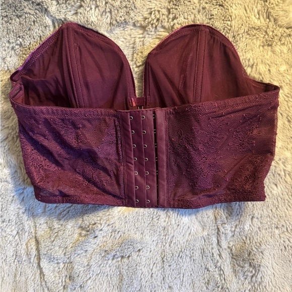 Victorias Secret Velvet Cropped Bra - Picture 2 of 8